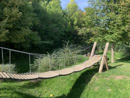 Brückensteg Spielplatz Stiegel Neuffen