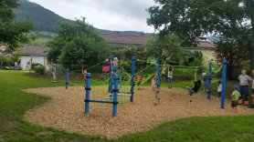 Seilkombinationgerät Spielplatz Stiegel Neuffen